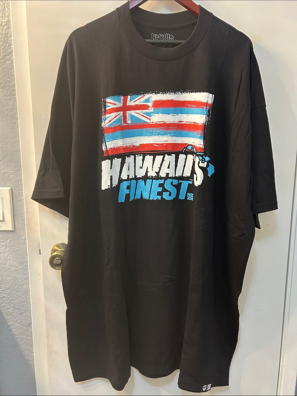 Hawaii's Finest Black Tee with Red, Blue and White Flag Graphic, Sz 4X
